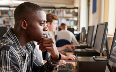 Interdisciplinary ‘Knowledge Skills’ sets first-years on path to academic success